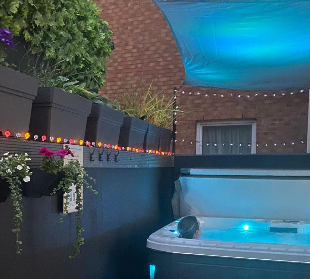 3 The View Apartments Ilfracombe - Hot Tub, Parking, Lift, Ev Bagian luar foto
